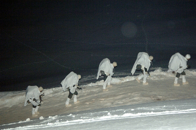 トルコ軍が大規模越境軍事作戦、29人以上が死亡