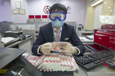 4月の国民世帯預金額12兆円減少、我慢していた消費の反動か 中国