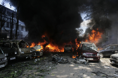 インド北東部アッサム州で連続爆発、死者60人以上