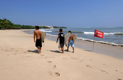 バリ島でタトゥー施術の豪人にHIV感染疑い、インドネシア当局が調査へ