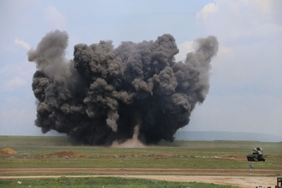 ロシア、ウクライナ国境付近の軍事演習終了へ 国防相が命令