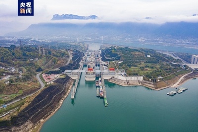 貨物取扱量35.9億万トン 長江本流に「黄金の航路」形成