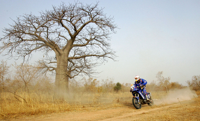 ＜ダカールラリー2007＞デプレ 第13ステージを終え総合首位に - セネガル