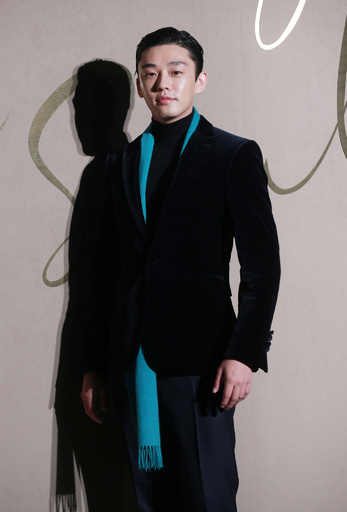 バーバリー旗艦店、ソウルにオープン 多数のゲストも来場