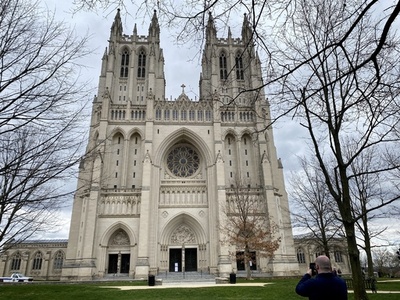 これぞ秘宝？ 米教会地下でマスク5000枚見つかる