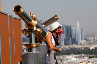 コロナの感染拡大再来 制限緩和進む欧州で WHO