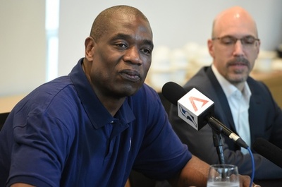 ムトンボ氏、アジア人選手は「姚明に続け」 NBA挑戦を後押し