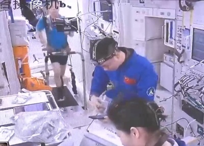 「神舟14号」有人宇宙船乗組員がステーションに滞在して1カ月が経過