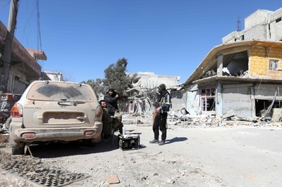 トルコ軍作戦、アフリン中心部に「今すぐにでも」突入可能 大統領