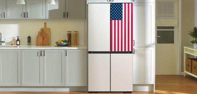 ビスポーク冷蔵庫の星条旗エディション（写真＝サムスン電子提供）(c)MONEY TODAY