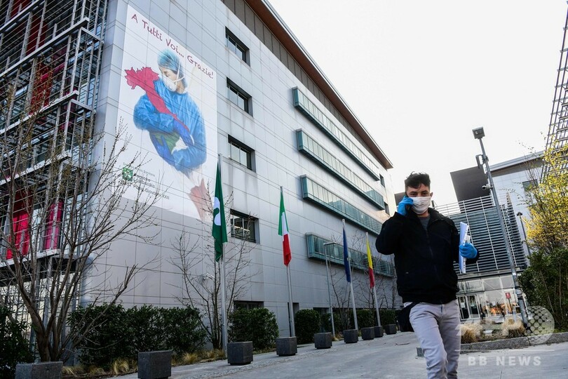 アルマーニ、イタリアの全工場で医療用作業服を生産