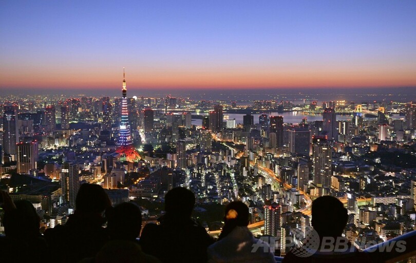 海抜270メートルから見る初日の出、東京・六本木ヒルズ