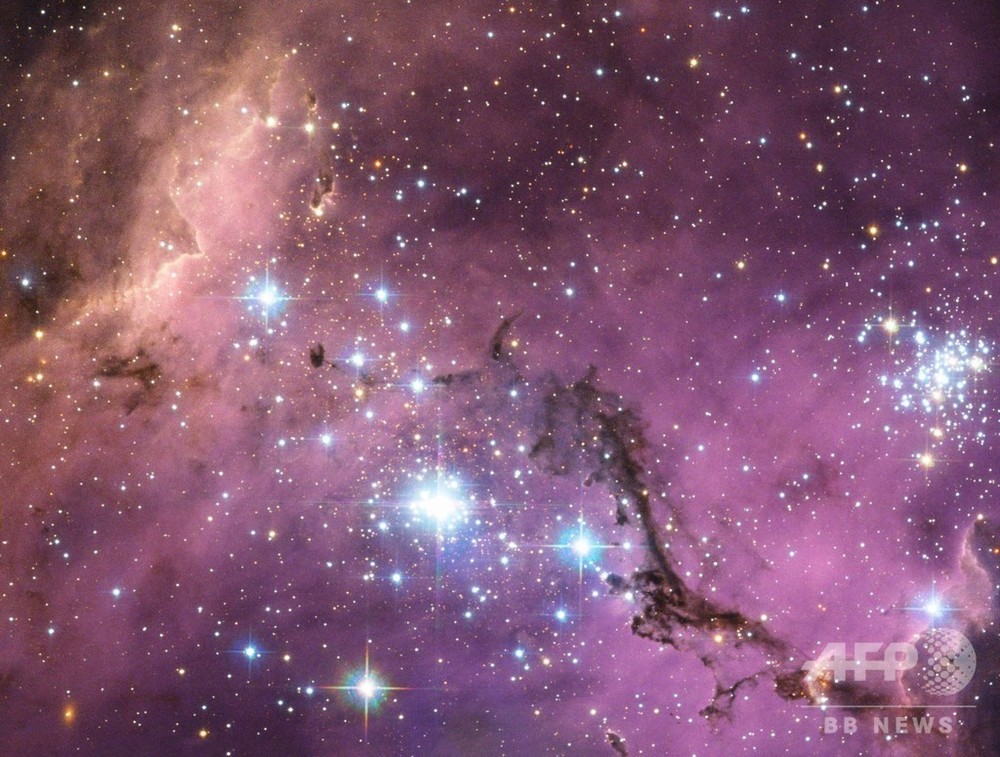 C62-052 宇宙 地球から星雲の彼方まで 朝日新聞科学部 朝日新聞