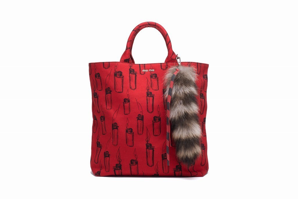 「ミュウミュウ」2016年春夏ポップアップストア、伊勢丹新宿店にオープン