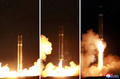 北朝鮮の朝鮮中央通信（KCNA）が公開した、大陸間弾道ミサイル（ICBM）「火星15」発射の画像（2017年11月29日撮影、30日公開）。(c)AFP/KCNA VIA KNS