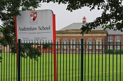 コロンバイン事件から10年、英国の少年2人が同様の虐殺を計画