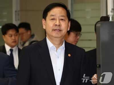 言葉の多い関税交渉は危険だ [韓国記者コラム]