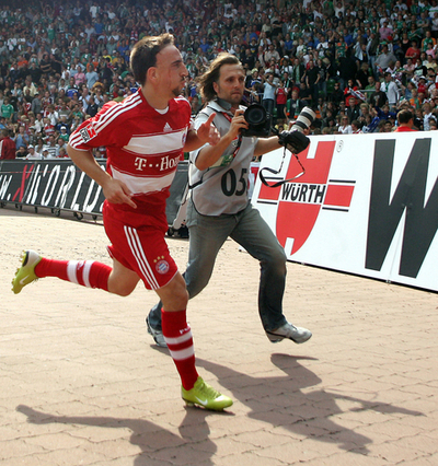 バイエルン ブレーメンに敵地で快勝し開幕2連勝