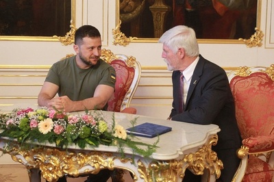 ゼレンスキー氏、対NATO関係で「誠実さ」要望