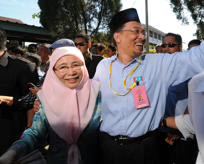 アンワル氏、マレーシア下院補選で優勢 野党の出口調査