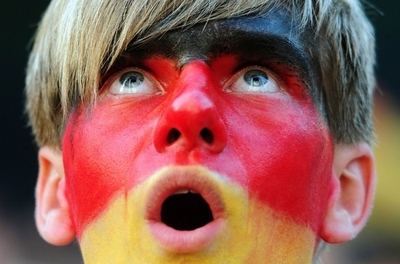 機内で暴れたドイツ人に有罪判決、W杯準決勝に間に合わず逆上 南ア