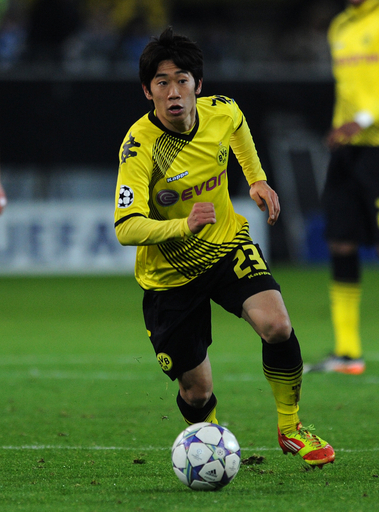 ドルトムント香川が足首痛め戦線離脱