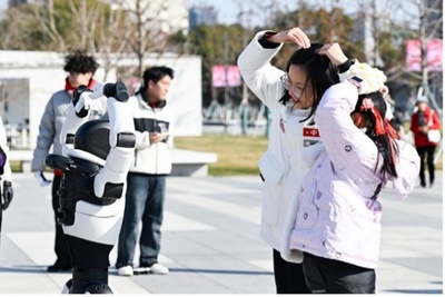 短期レンタルが活況、ヒト型ロボットが「アルバイト」・中国