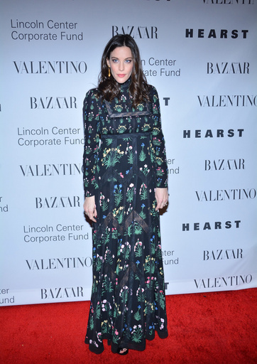 リヴ・タイラー、流行にとらわれないカプセルコレクションを発表