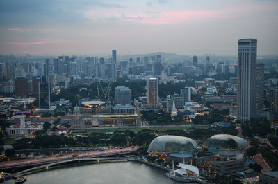 82円の賄賂受け取ったフォークリフト運転手、訴追される シンガポール