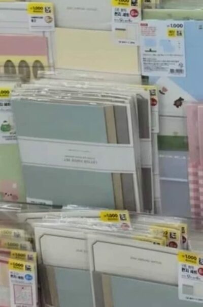 「少しの歪み」に隠された心温まるエピソード…韓国・ダイソーの便箋セット物語