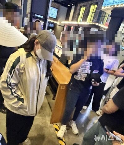 かつら、胸部補正具まで…韓国・20代男が“女装”して映画館の女子トイレに6時間潜入、100件超の盗撮で逮捕