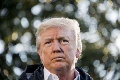 トランプ大統領、ISと銃乱射犯のつながりについて「分からない」