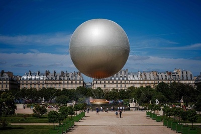 パリ五輪の聖火台など、大会後も展示継続も 市長が検討明言