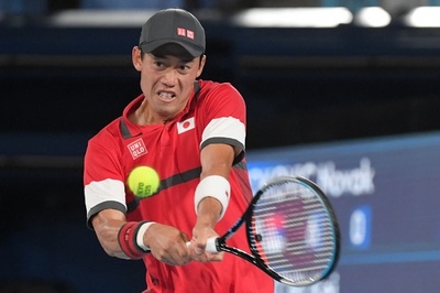 錦織は準々決勝敗退、ジョコビッチに完敗 東京五輪