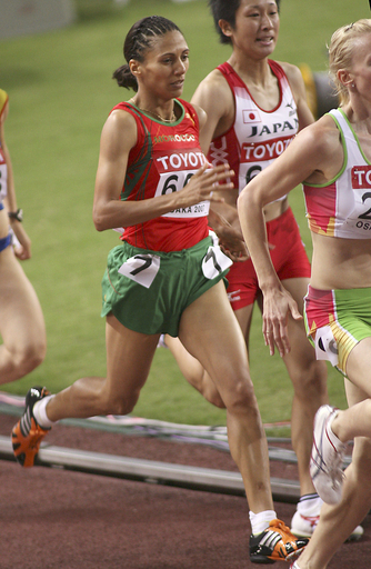 ハスナ・ベンハシ 女子800メートルで準決勝進出