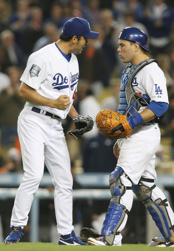 斎藤 2安打無失点でシーズン5セーブ目