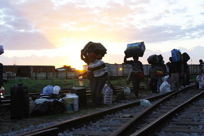 南ア大統領、異例の国民向け演説で外国人襲撃を非難