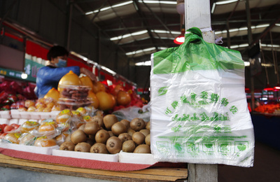 市場監督総局：中国、年間で従来型レジ袋を約200億枚削減