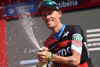 デマルキが第11S制覇でブエルタ通算3勝目、イェーツが総合首位を維持