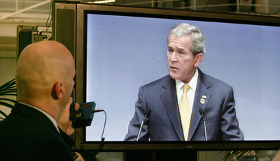 ブッシュ大統領がおなじみの失言、「APEC」を「OPEC」と