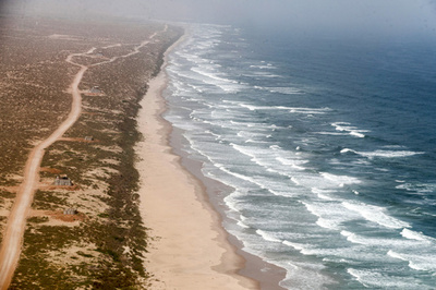 イエメンの反政府武装勢力、韓国船含む3隻拿捕 乗組員16人拘束