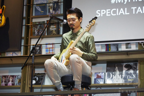 オカモトズや真島昌利らのギターも展示 My First Fender 展10 3まで 写真6枚 ファッション ニュースならmode Press Powered By Afpbb News