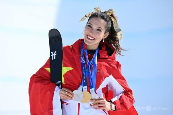 谷愛凌がスキー女子ハーフパイプ金、フリースタイルで五輪最多6個目のメダル ミラノ・コルティナ五輪