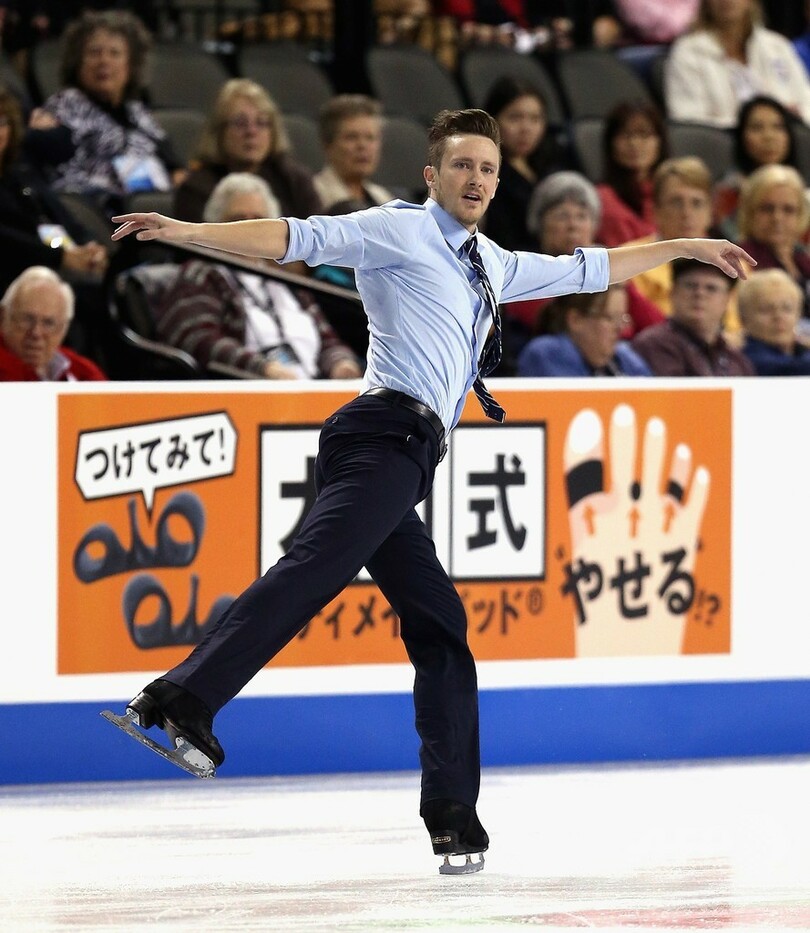 町田がSP首位、連覇に向け好発進 スケート・アメリカ