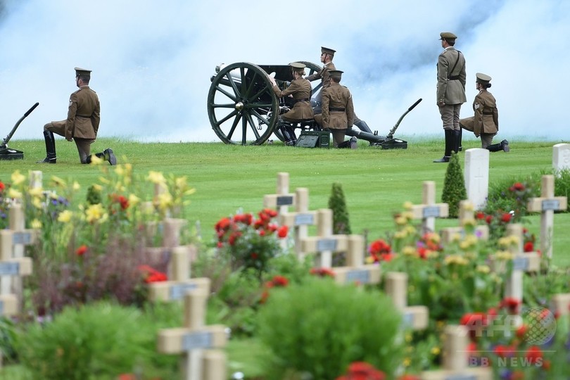 ソンムの戦い から100年 第1次大戦有数の激戦地で追悼式典 写真21枚 国際ニュース Afpbb News