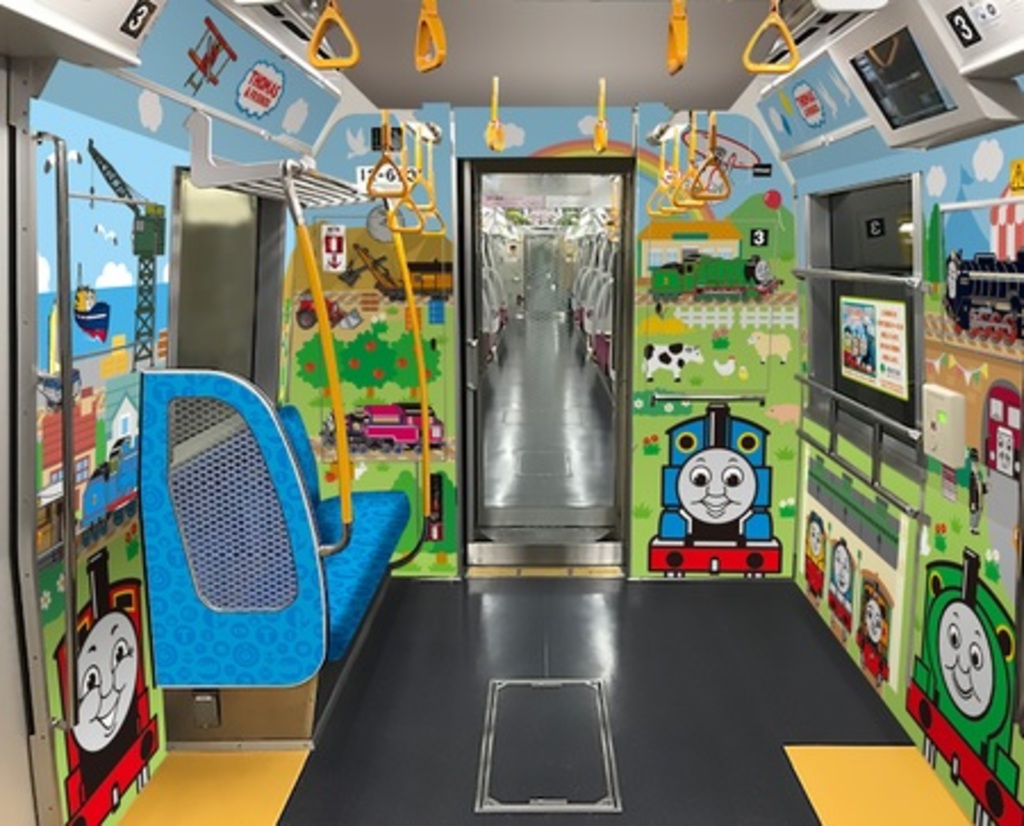 「子育て応援スペース」を設置した車両の運行を開始します! 「子育て応援スペース」を設置した車両の運行を開始します!