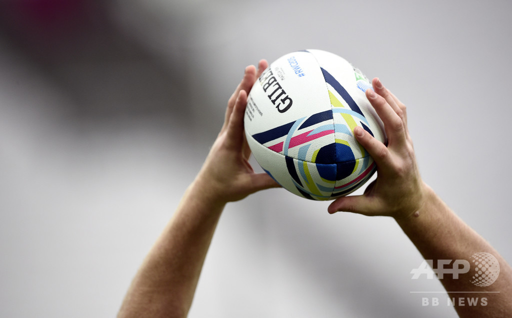 10代の仏ラグビー選手が死亡、試合中のタックルで心臓発作 10代の仏ラグビー選手が死亡、試合中のタックルで心臓発作