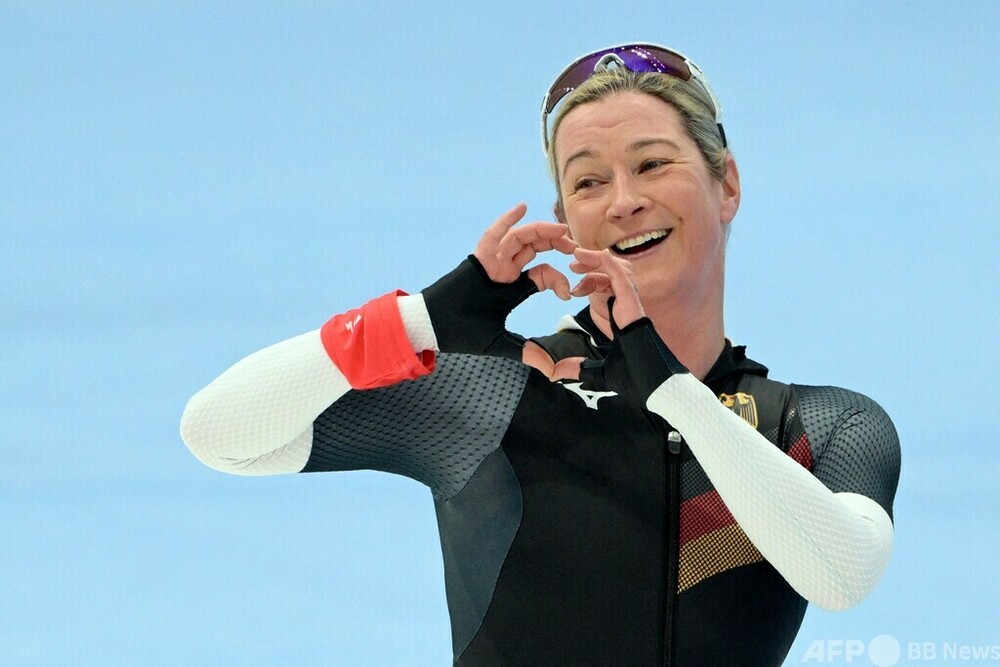 49歳ペヒシュタインが冬季五輪の最年長出場、8回目も女子では初 写真6枚 国際ニュース：AFPBB News