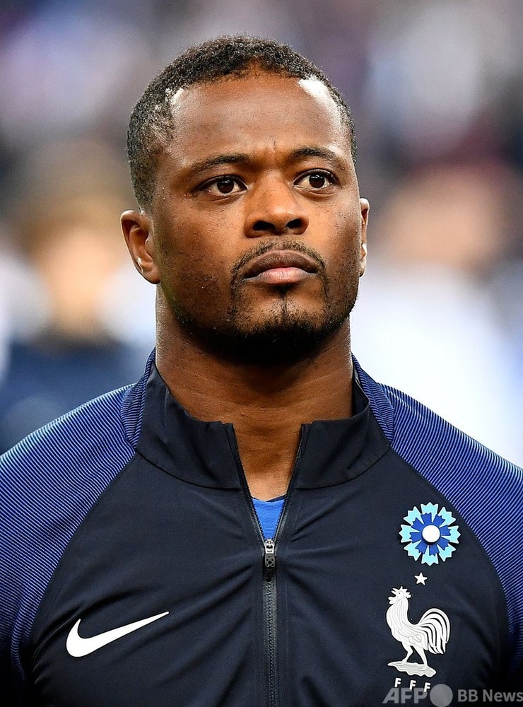 エヴラ氏、10代の頃に性的虐待被害 サッカー元フランス代表 写真2枚