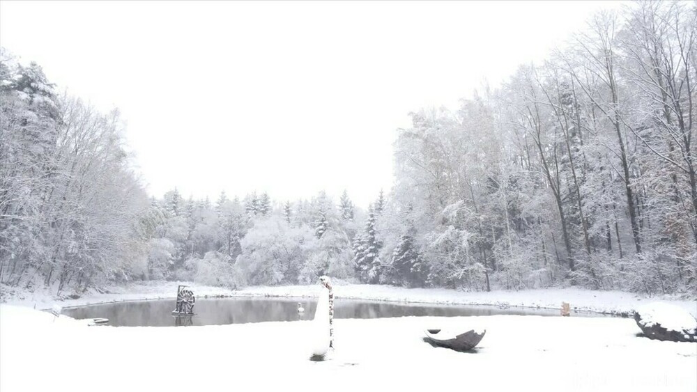 動画：長白山麓が雪化粧 中国吉林省 写真1枚 国際ニュース：AFPBB News